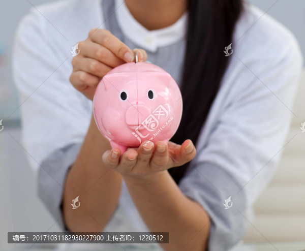 女人