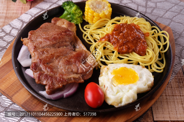黑椒牛排