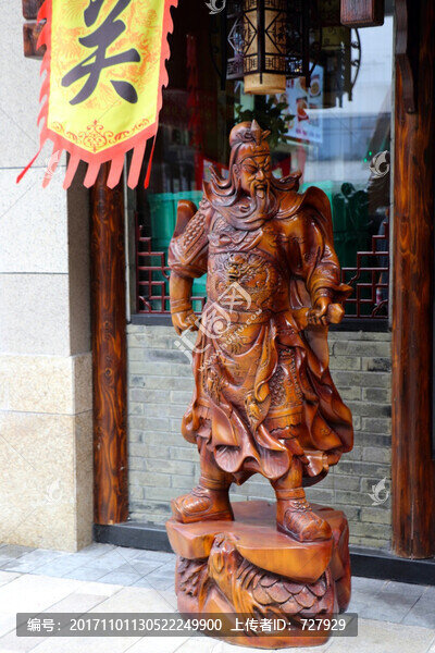 關(guān)羽雕像