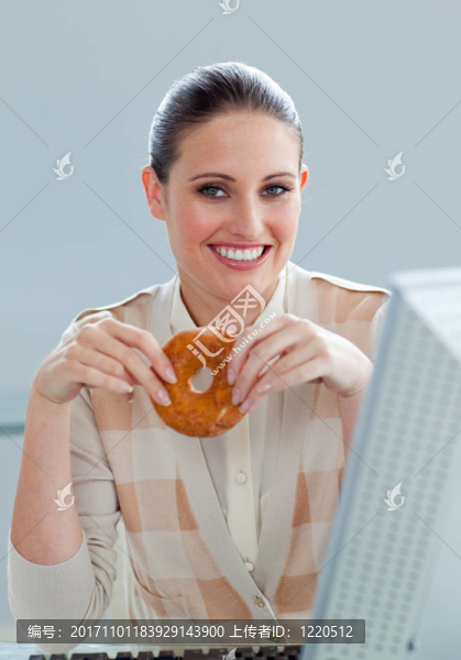 女人