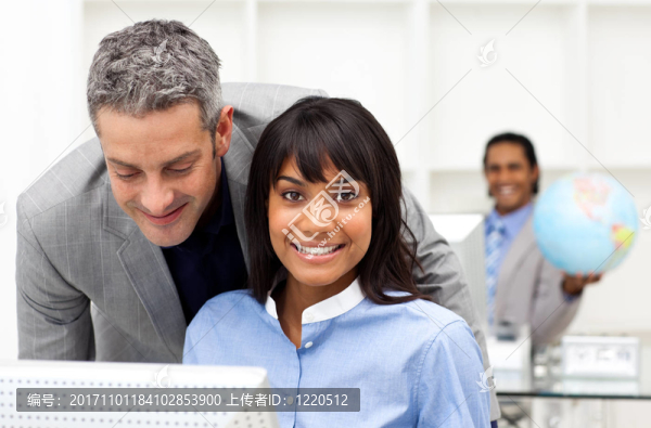 女人