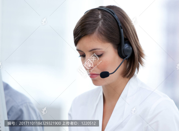 女人