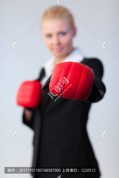 女人