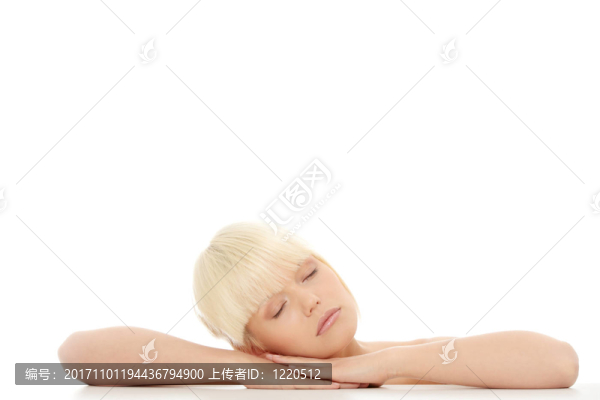 沒有化妝的漂亮女孩的肖像