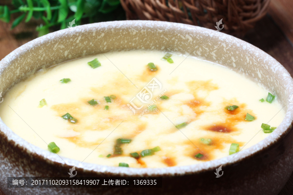 石灰蒸水蛋
