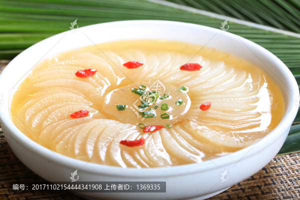 雞汁蘿卜