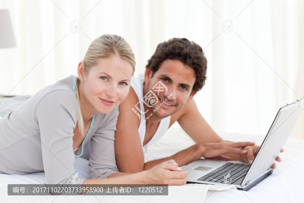 女人