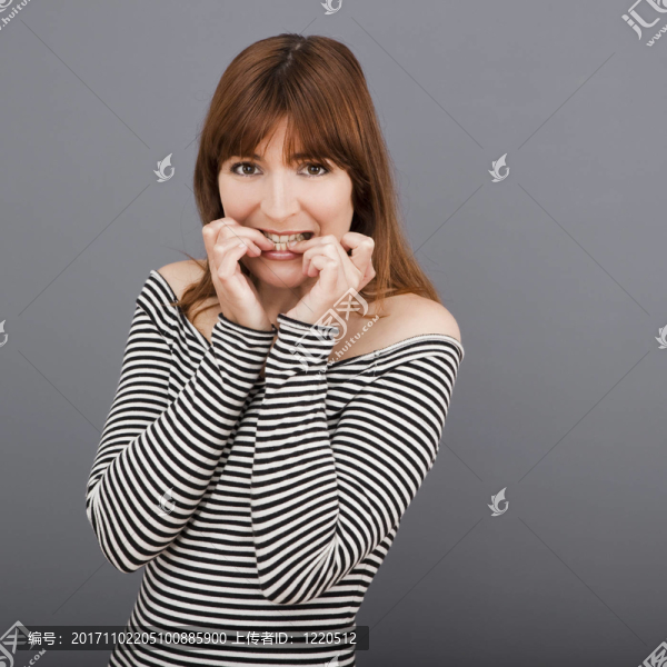 女人