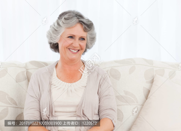 女人