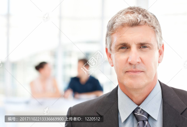 交談中