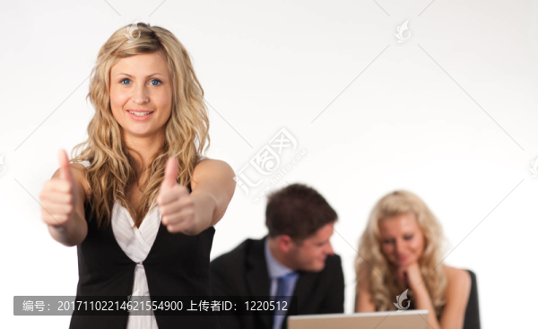 女人
