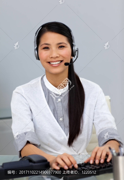 女人