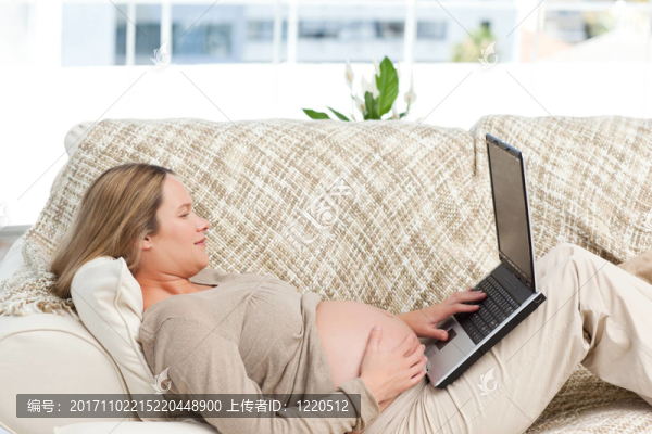 女人