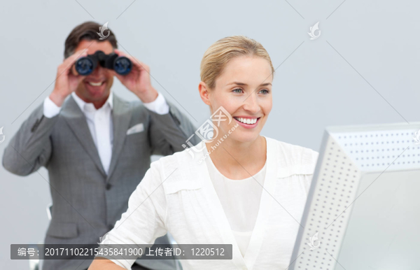 女人