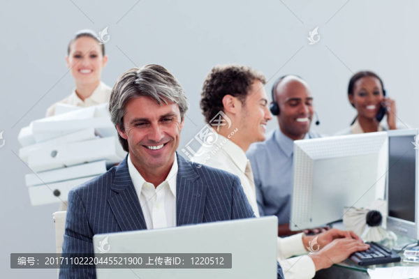 女人