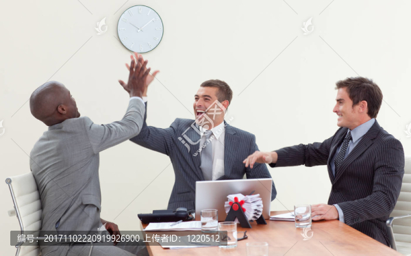 說話
