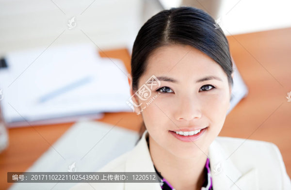 女人