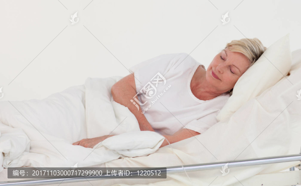 女人