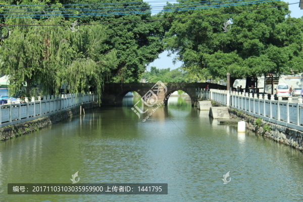 鄉(xiāng)村古橋
