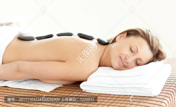 女人