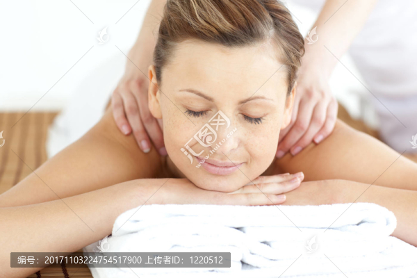 女人