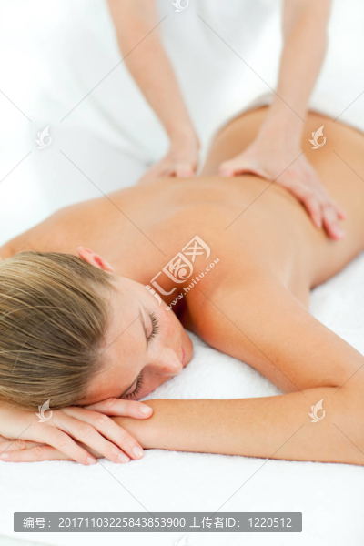 女人