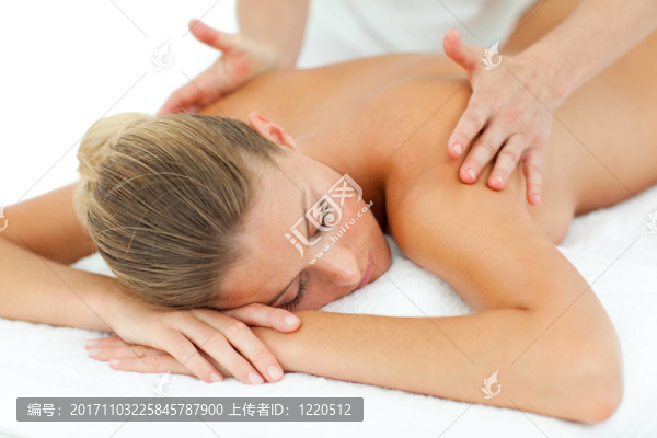 女人