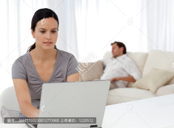 女人