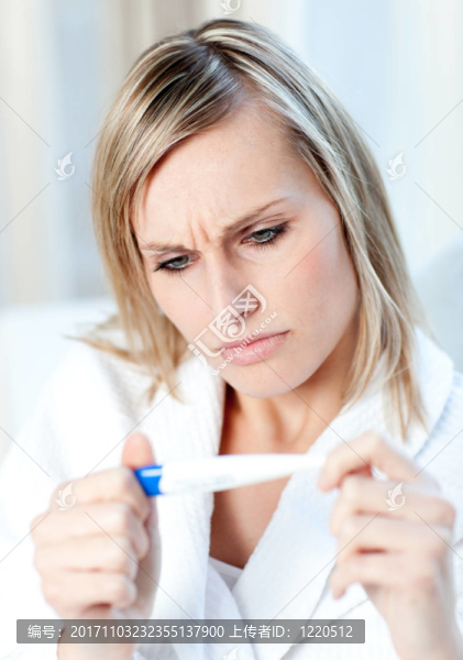 女人