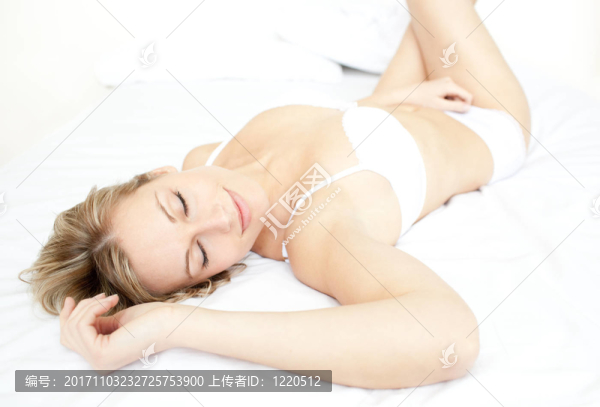 女人