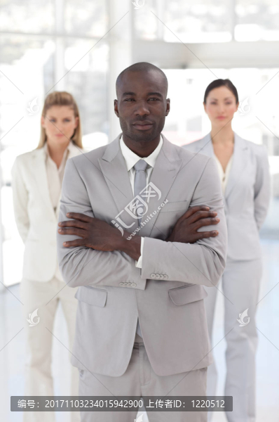 女人