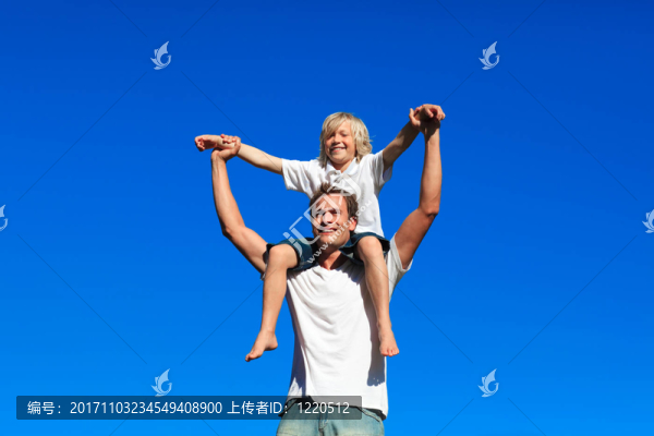 緊密的