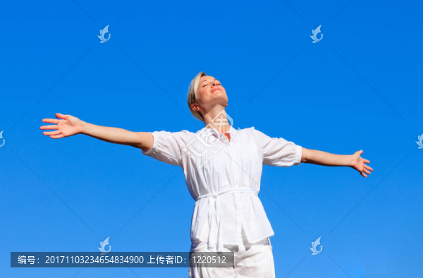 女人