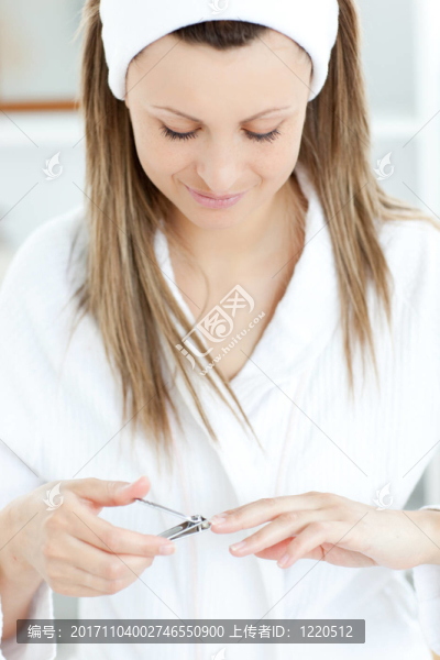 女人笑了