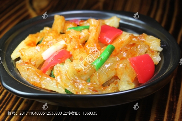 紅燜豬腳筋