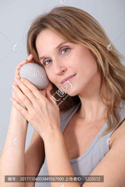 女人