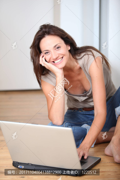 女人