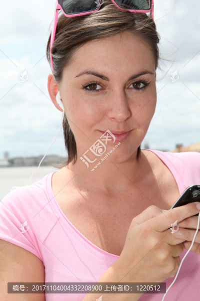 女人