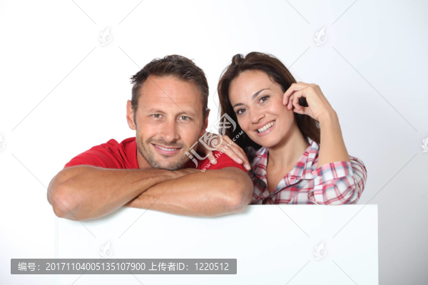 女人笑了