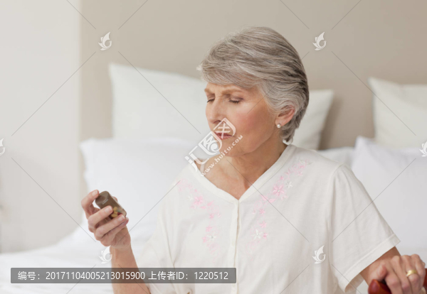 女人