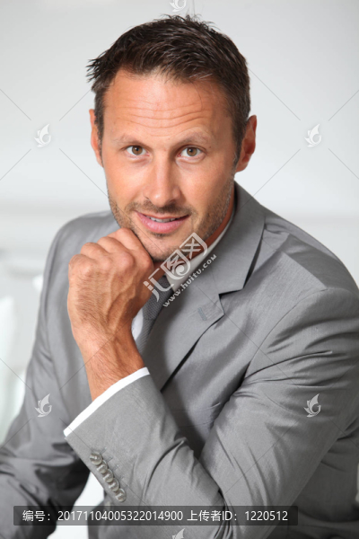 笑