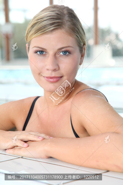 女人