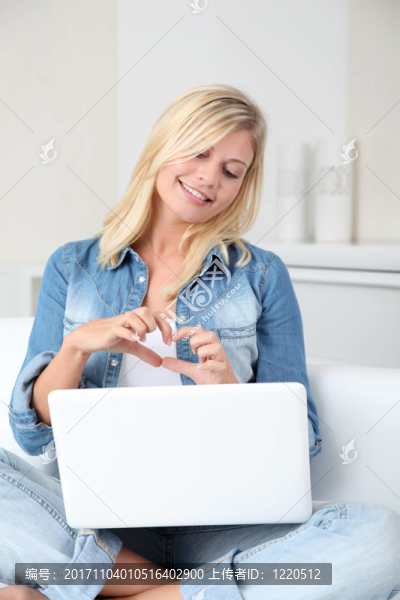 女人
