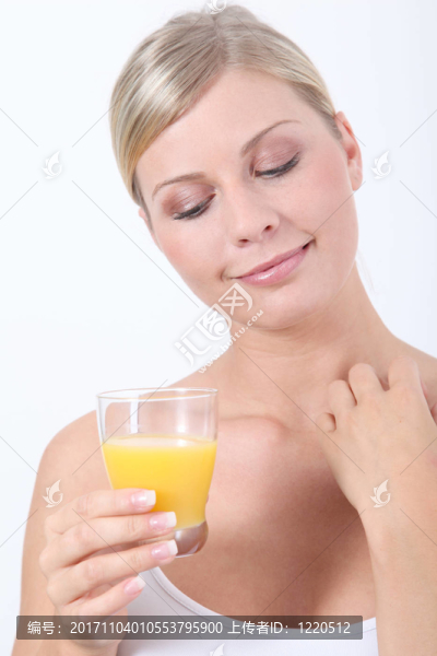 女人