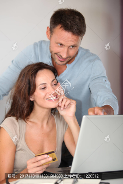 女人