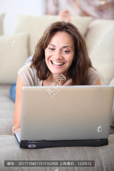 女人