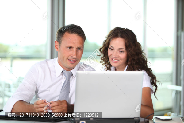 女人