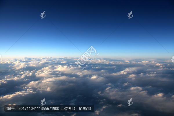 天上云海