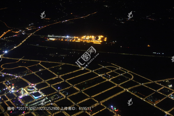 夜空俯瞰沈陽城市和機場