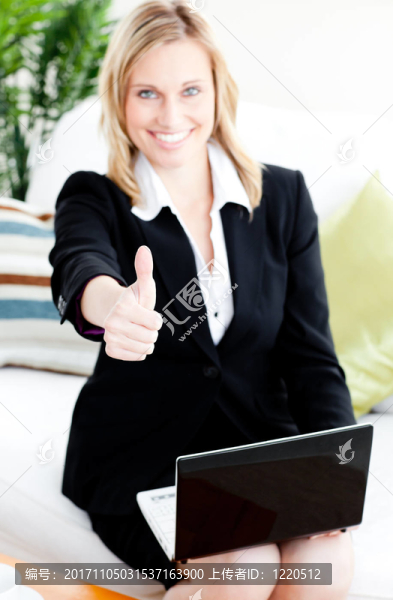 女人